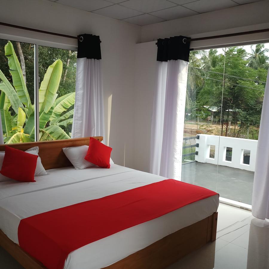 Cassia Udawalawe Hotel Exterior photo